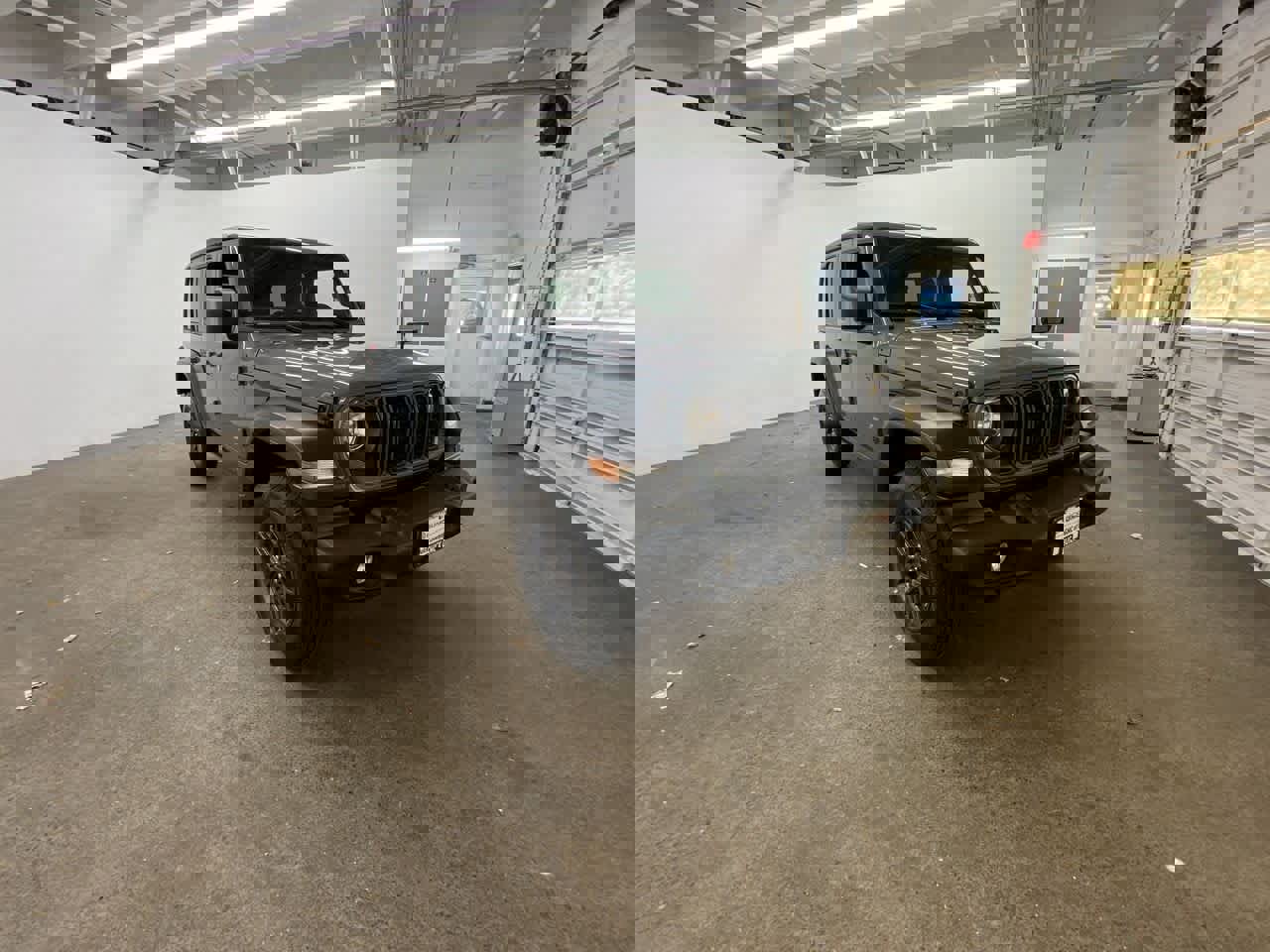 Used 2024 Jeep Wrangler Sport S image 8