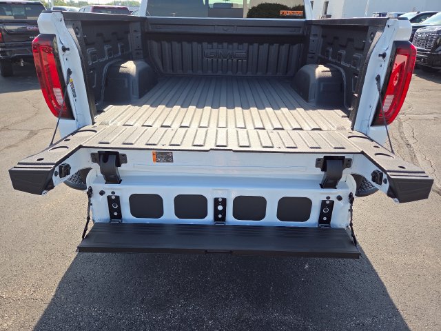 New 2026 GMC Sierra 1500 AT4 w/ AT4 Premium Package AWD/4WD image 24