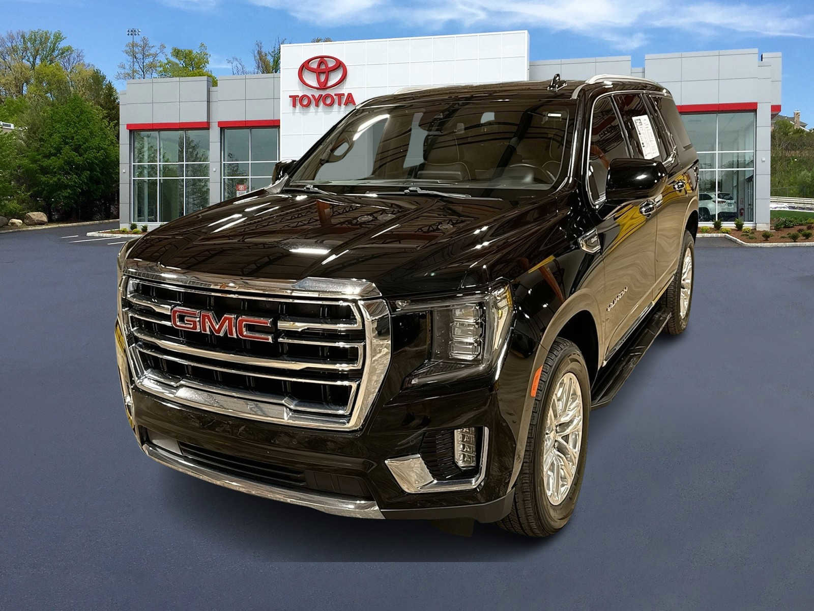 Used 2023 GMC Yukon SLT