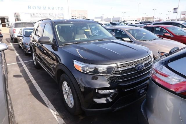 Certified 2024 Ford Explorer XLT w/ Equipment Group 202A image 2