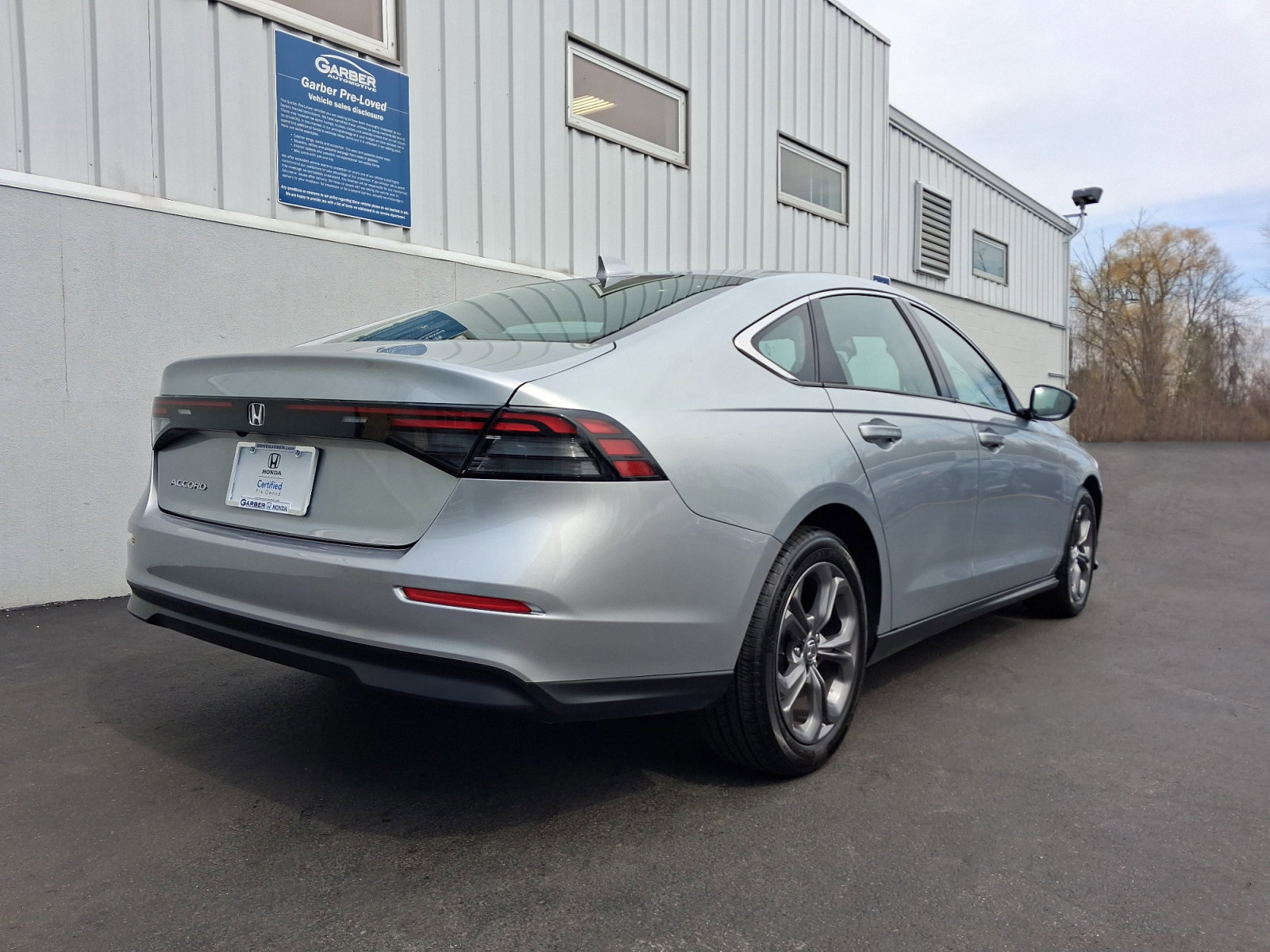 Used 2024 Honda Accord EX image 10