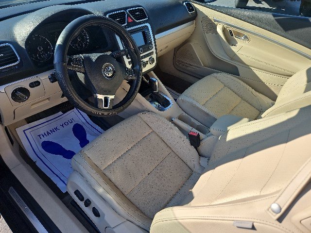 Used 2014 Volkswagen Eos Komfort FWD image 8