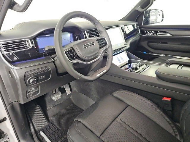 New 2026 Jeep Grand Wagoneer L Summit w/ Premium Group III image 11