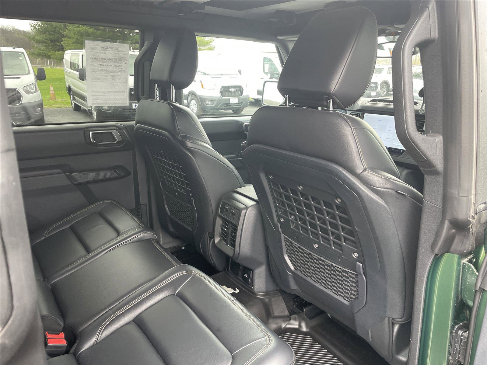 Used 2025 Ford Bronco Badlands image 33