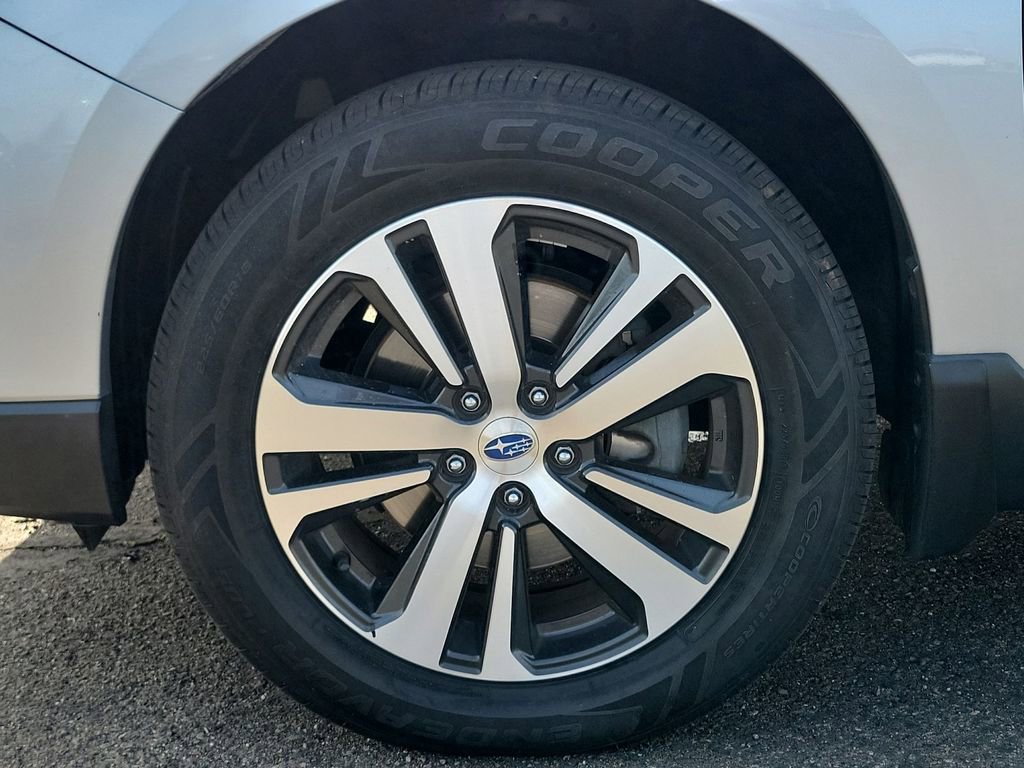 Used 2019 Subaru Outback 2.5i Limited w/ Popular Package #2 AWD/4WD image 34