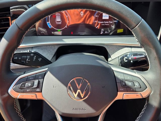 Used 2025 Volkswagen Tiguan S image 21