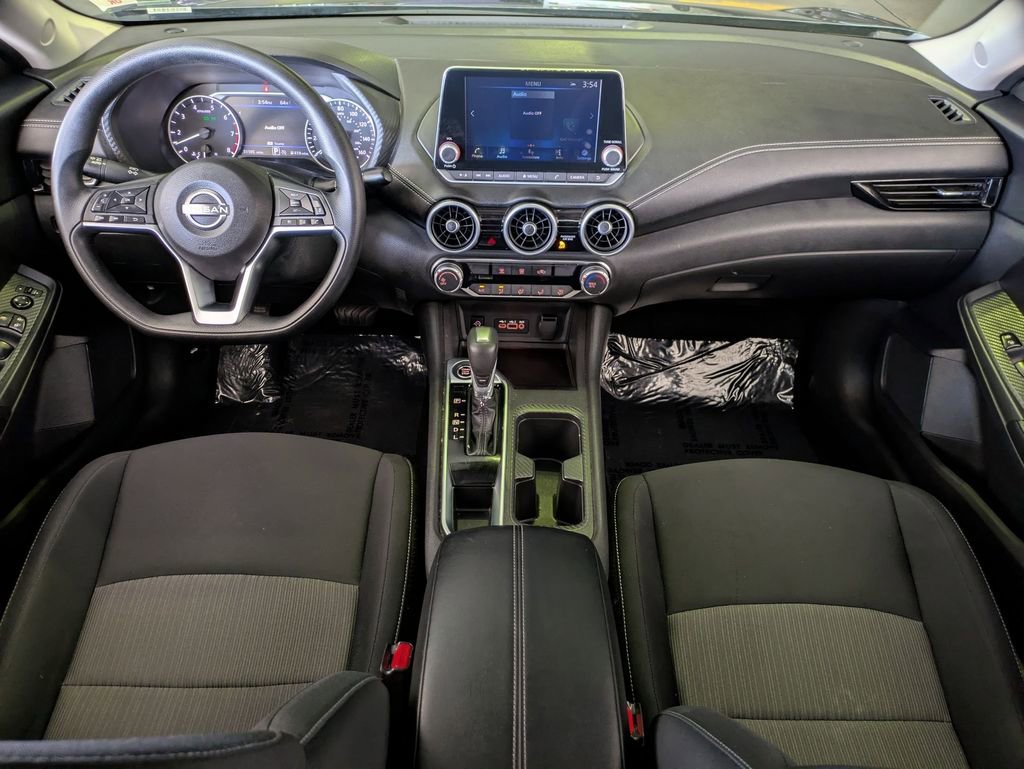 Used 2025 Nissan Sentra SV FWD image 25