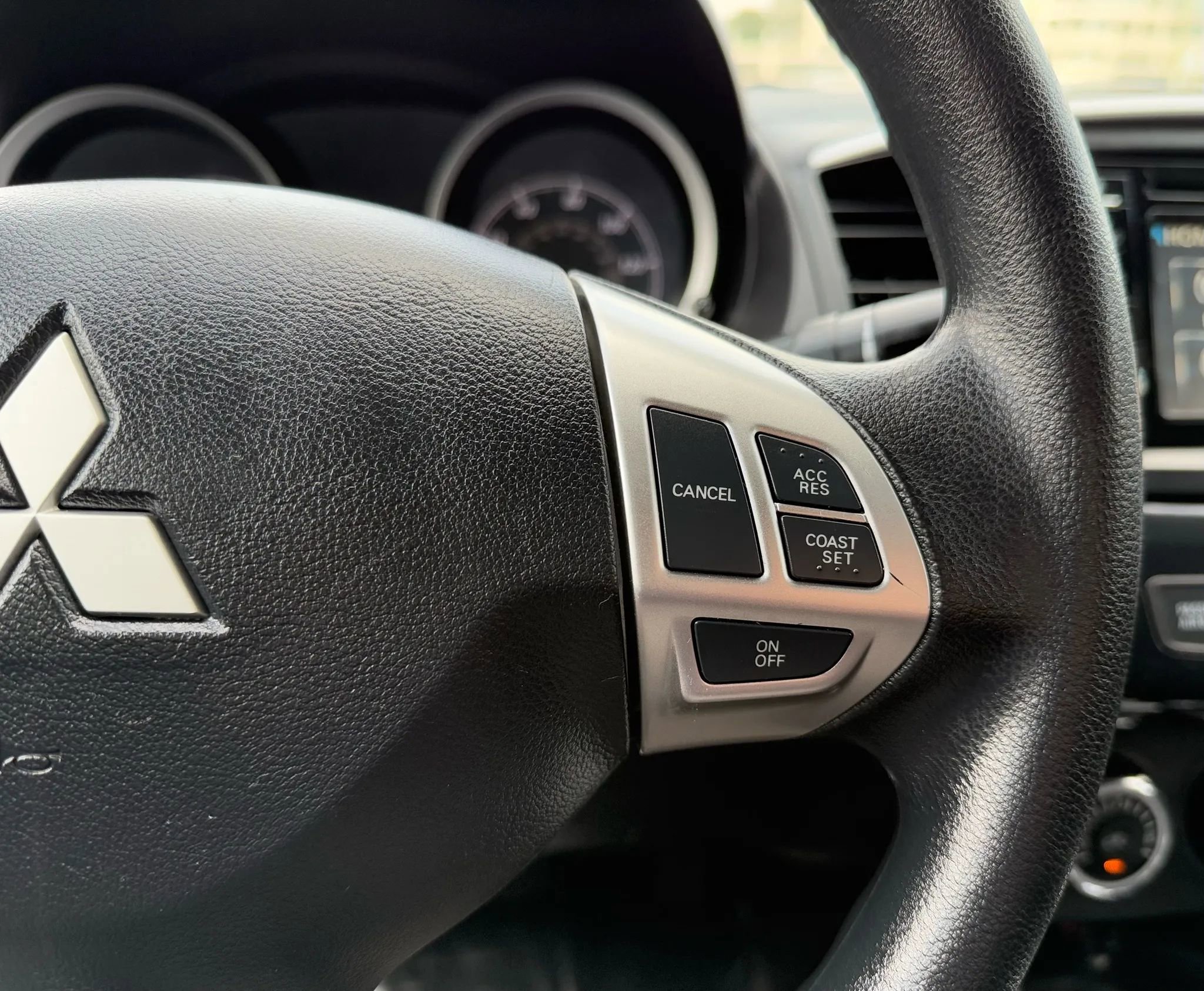 Used 2016 Mitsubishi Lancer AWD Sedan image 14