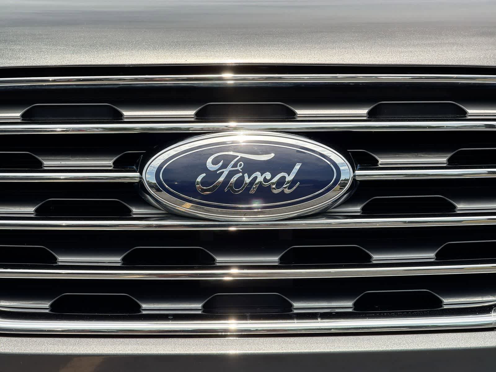 Used 2020 Ford Edge SEL w/ Convenience Package AWD/4WD image 12