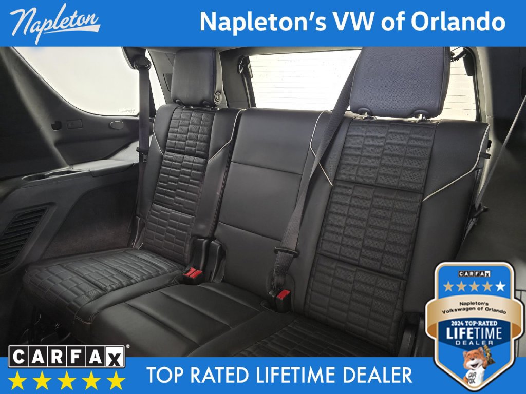 Used 2023 Cadillac Escalade V w/ LPO, ONYX Package AWD/4WD image 18