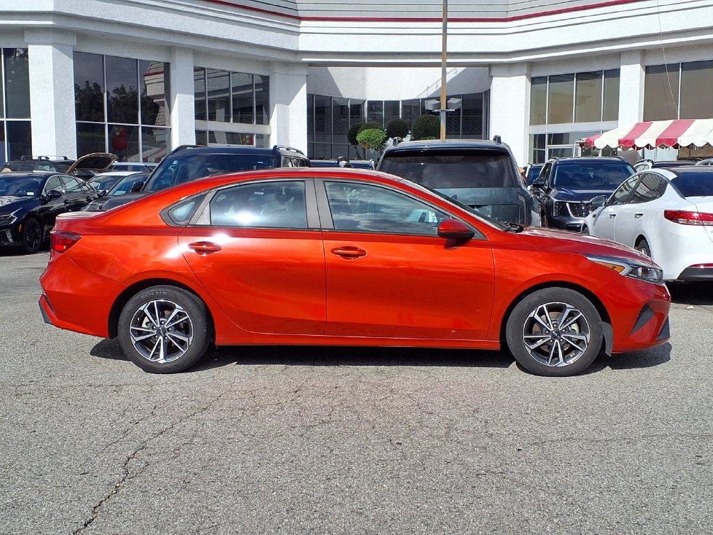 Certified 2022 Kia Forte LXS FWD image 6