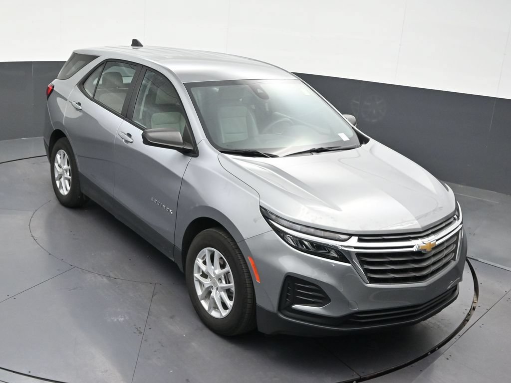 Used 2024 Chevrolet Equinox LS w/ Driver Confidence II Package FWD image 21