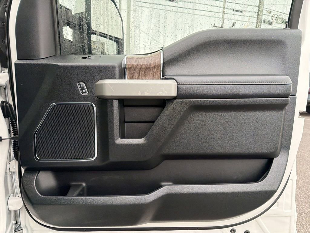 Used 2019 Ford F350 Lariat w/ Lariat Ultimate Package image 30
