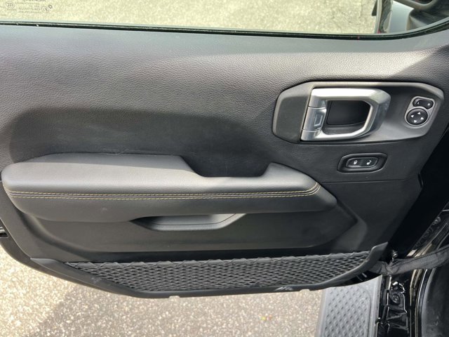 Used 2022 Jeep Gladiator Overland image 15