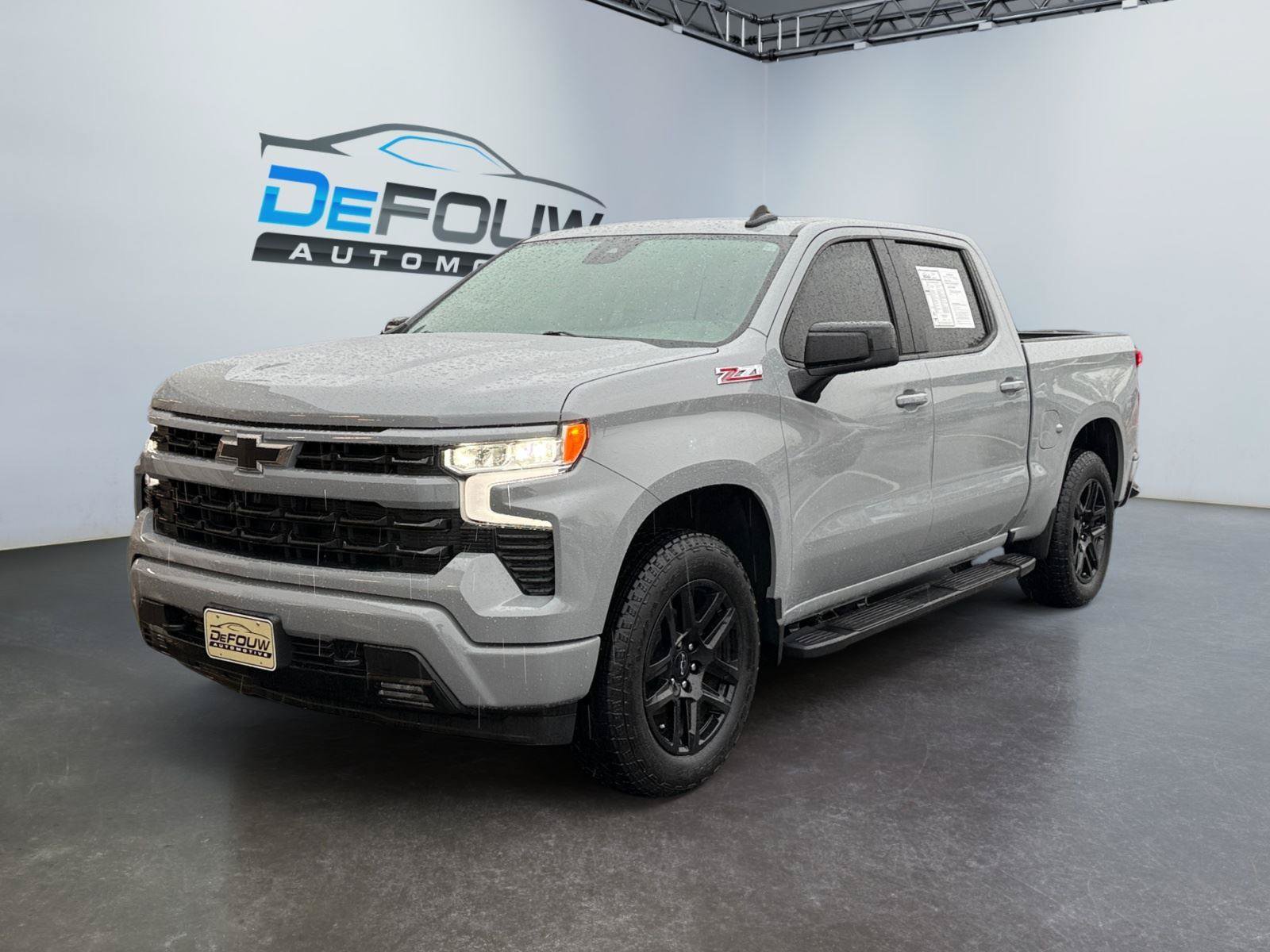 Used 2024 Chevrolet Silverado 1500 RST w/ Convenience Package II AWD/4WD image 7