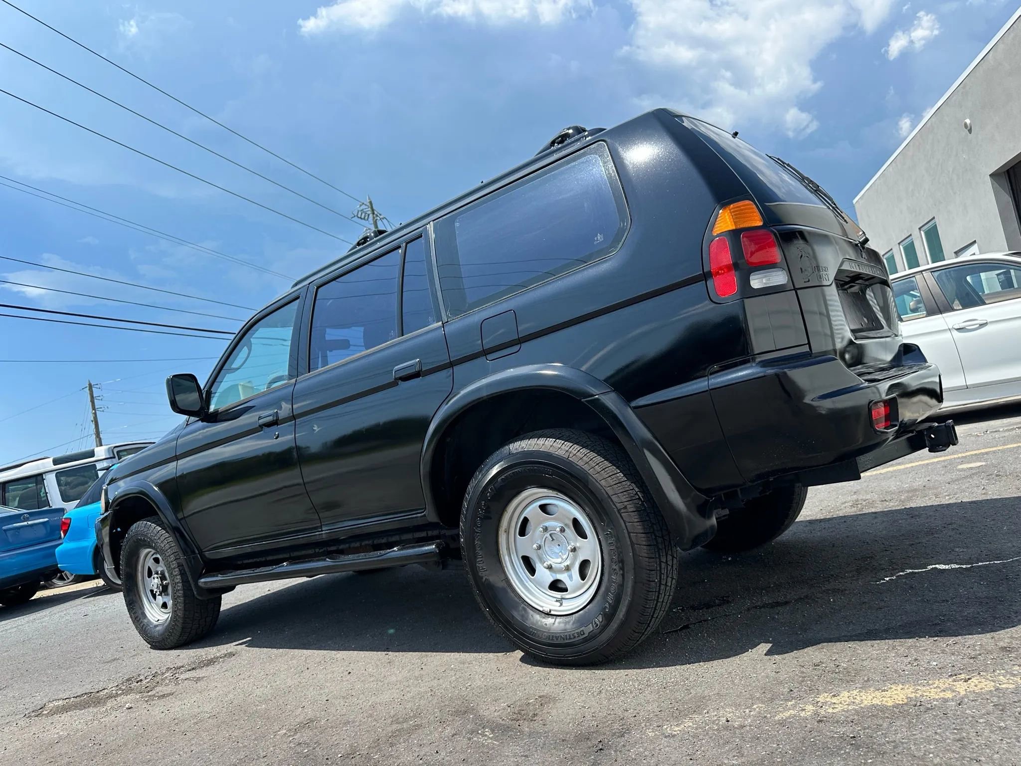 Used 2001 Mitsubishi Montero Sport ES RWD image 4