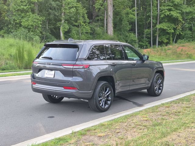 New 2026 Jeep Grand Cherokee Limited AWD/4WD image 13