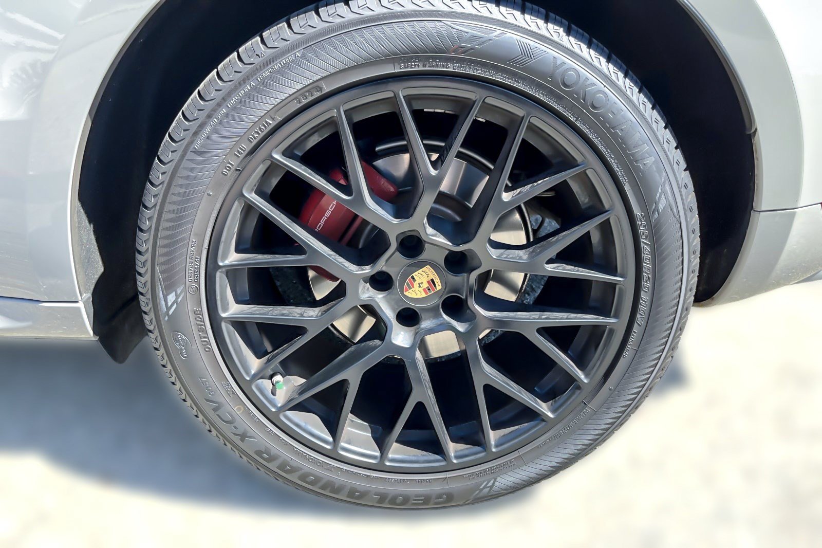 Used 2021 Porsche Macan GTS AWD/4WD image 6