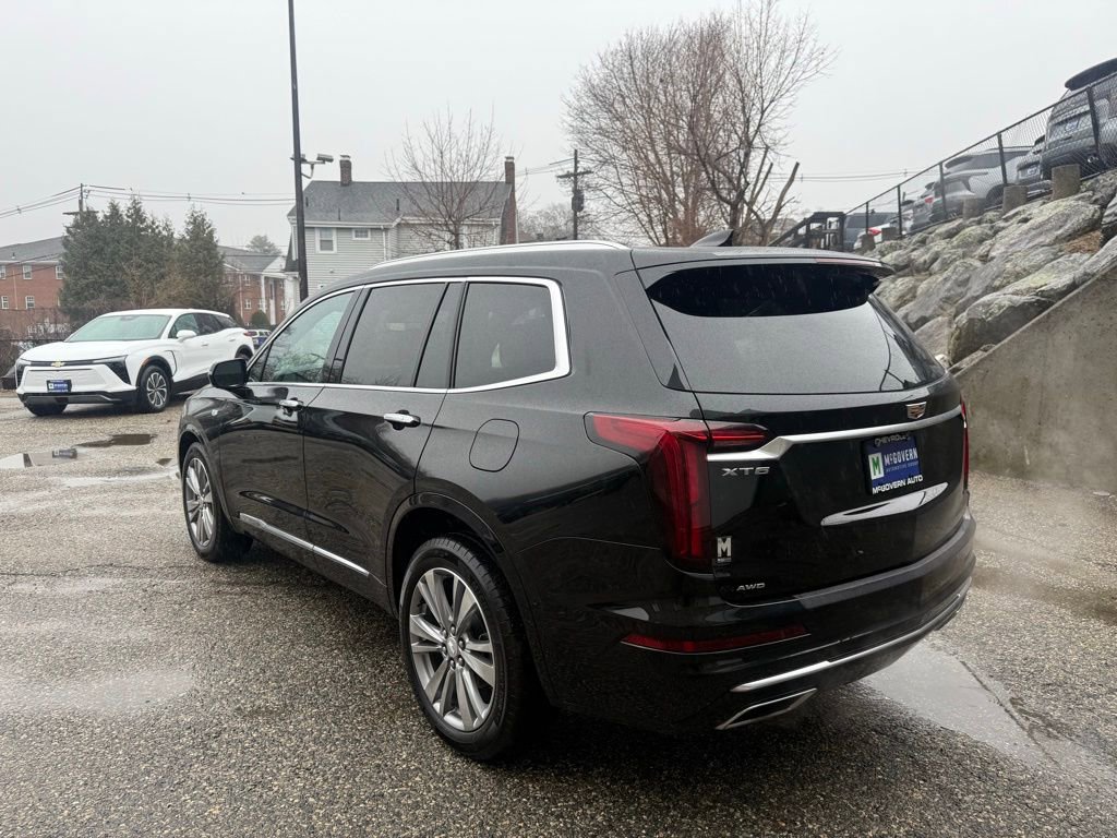 Used 2024 Cadillac XT6 Premium Luxury w/ Technology Package image 3