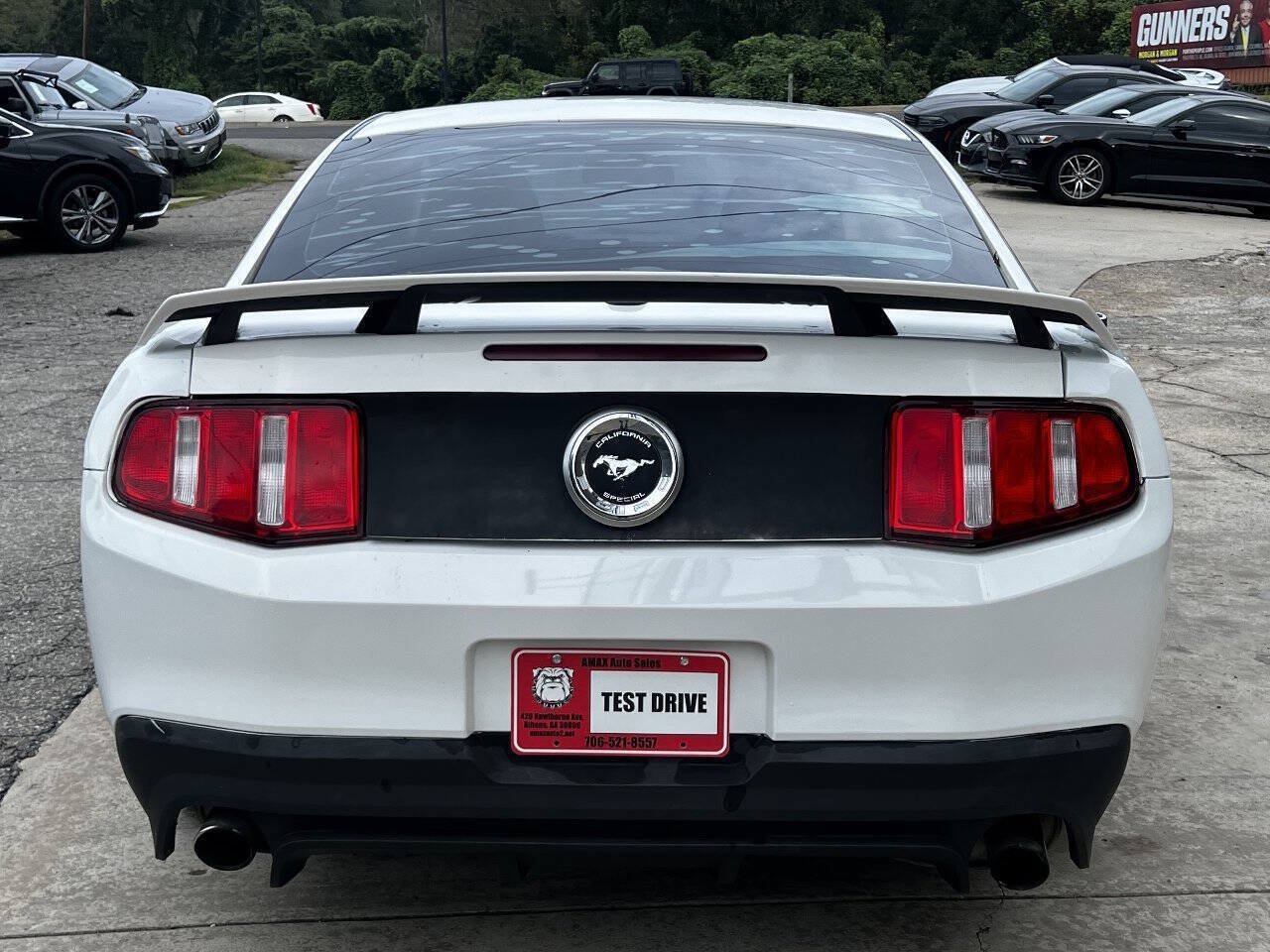 Used 2012 Ford Mustang GT Premium RWD image 9