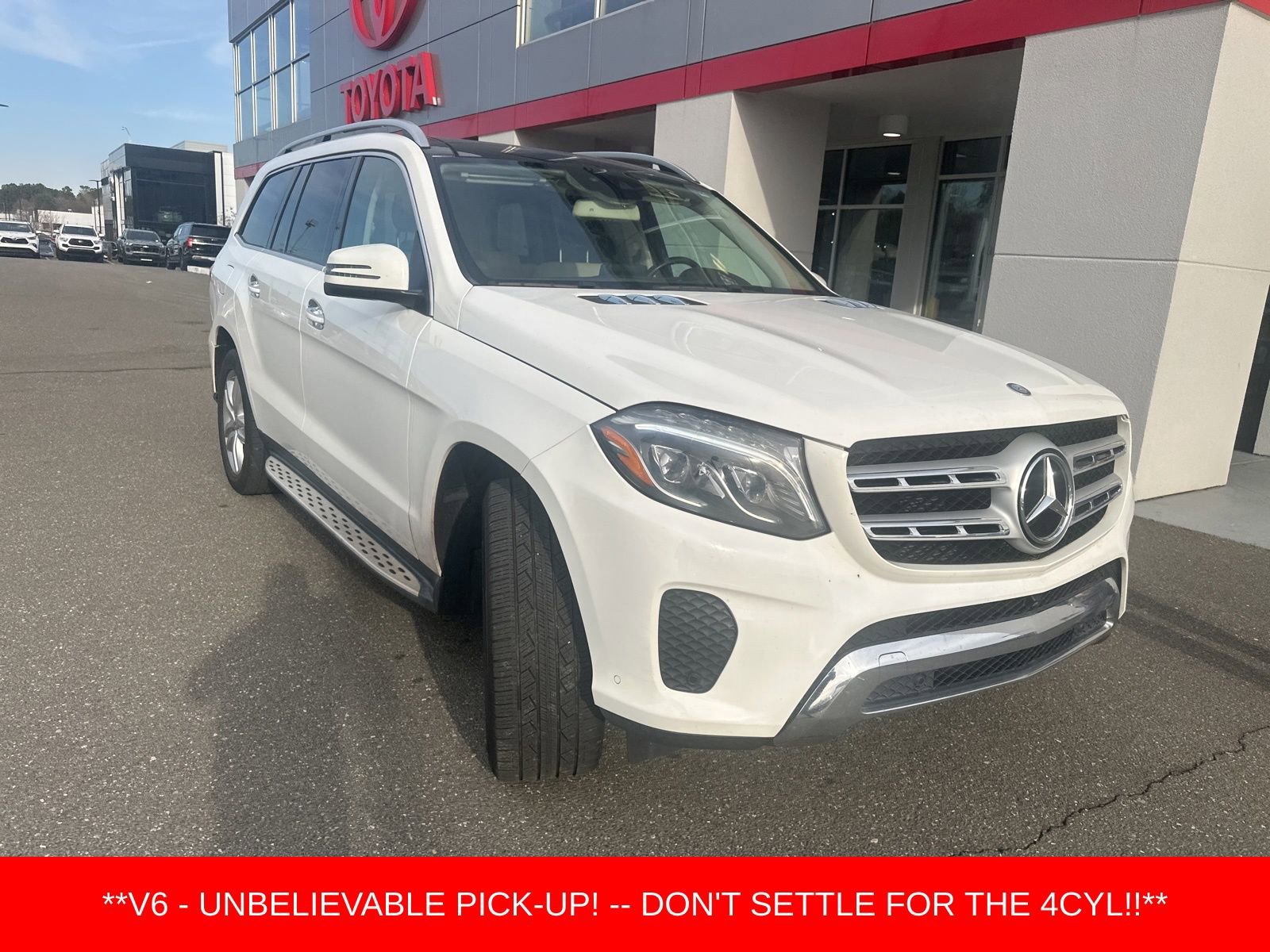 Used 2017 Mercedes-Benz GLS 450 4MATIC image 4