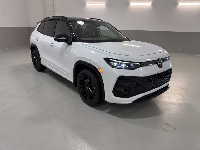 New 2026 Volkswagen Tiguan SE R-Line AWD/4WD image 4