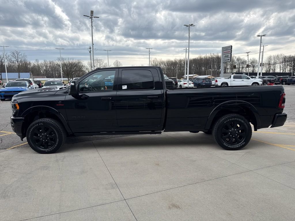 Used 2023 RAM 2500 Limited AWD/4WD image 9