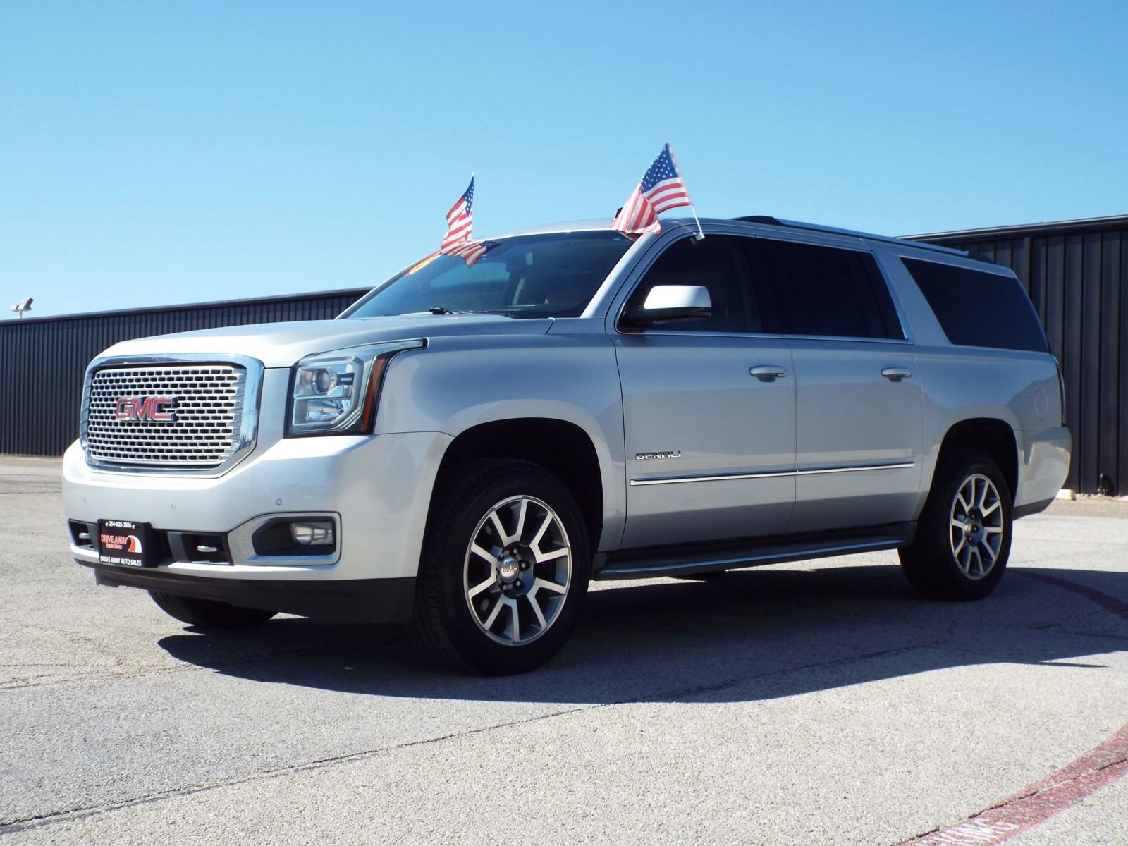 Used 2015 GMC Yukon XL Denali w/ Touring Package