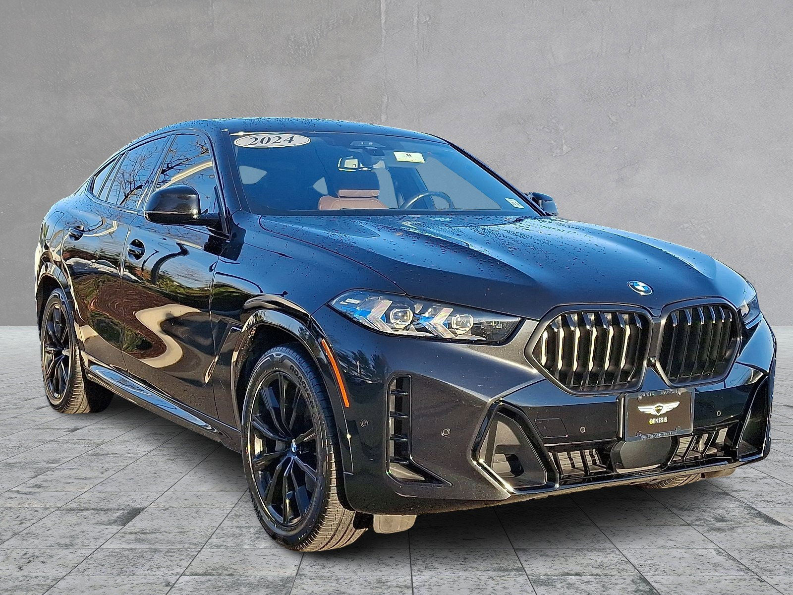 Used 2024 BMW X6 xDrive40i w/ Premium Package image 2