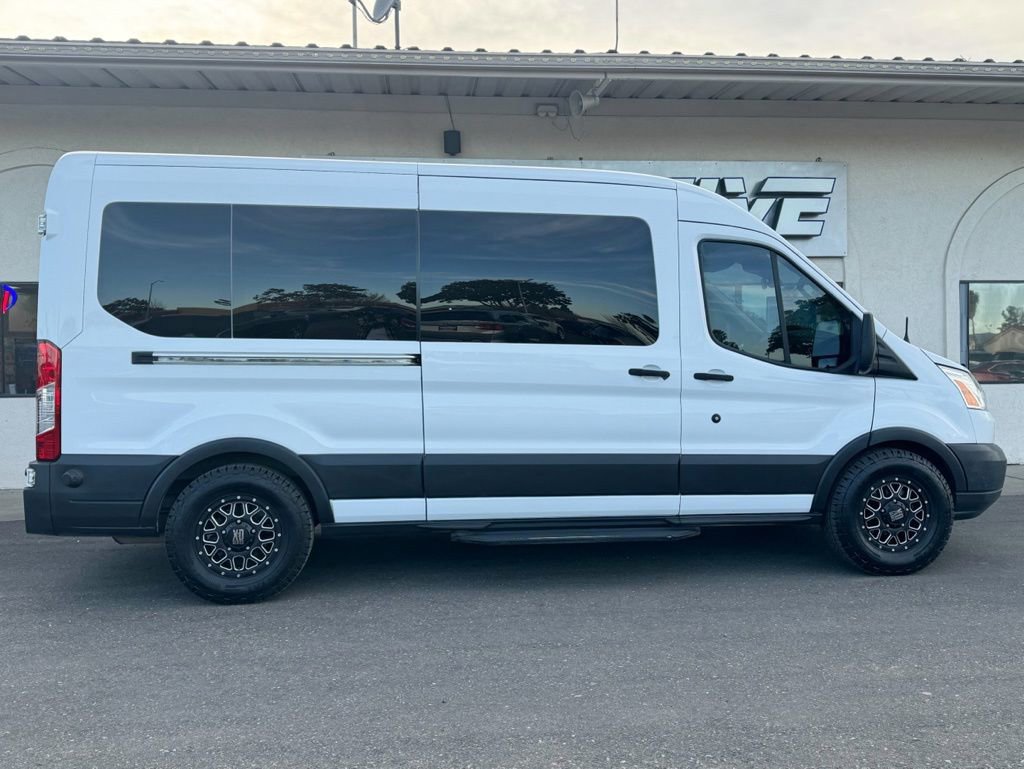 Used 2018 Ford Transit 350 XLT image 6