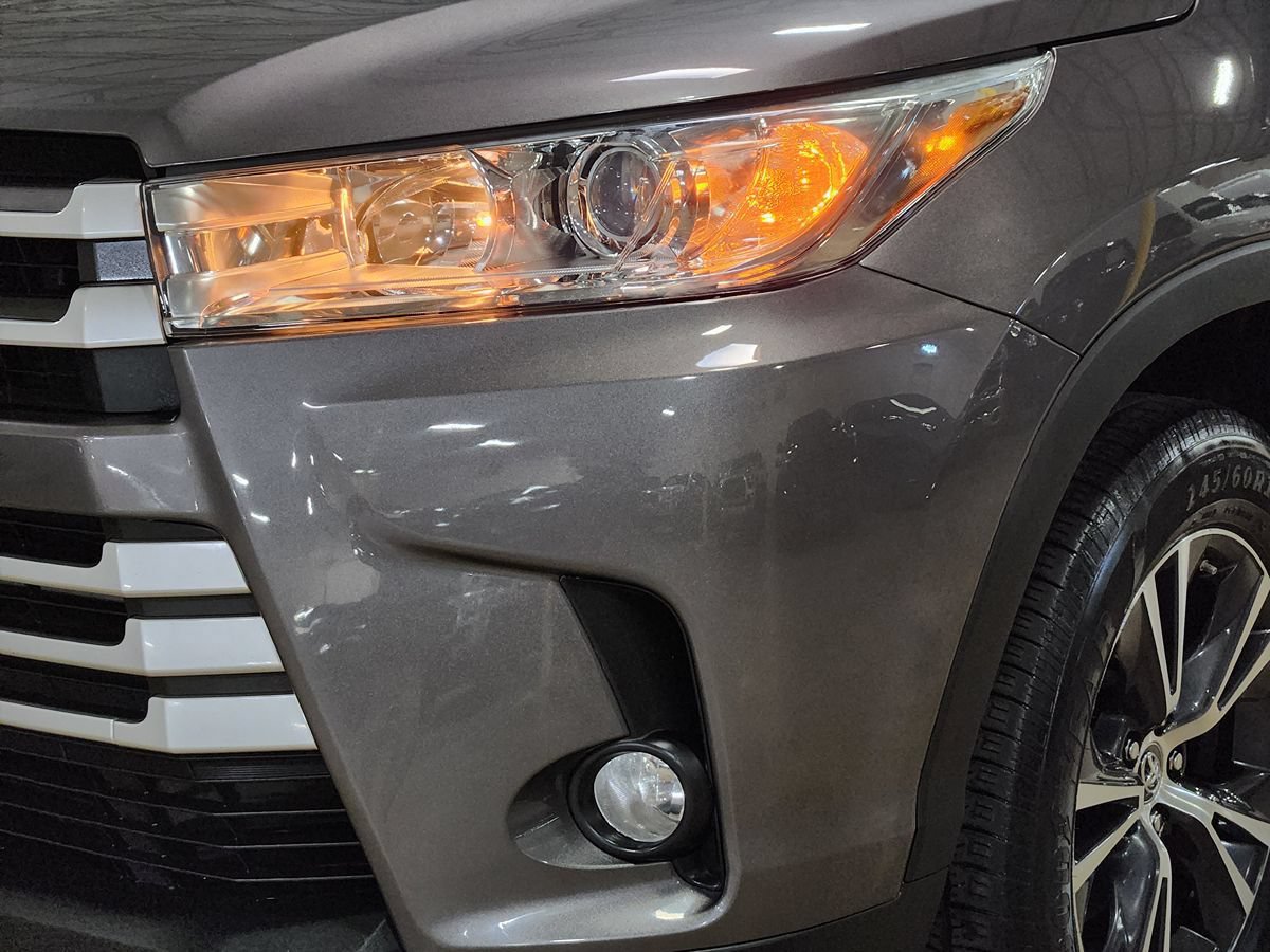 Used 2019 Toyota Highlander Plus FWD image 14