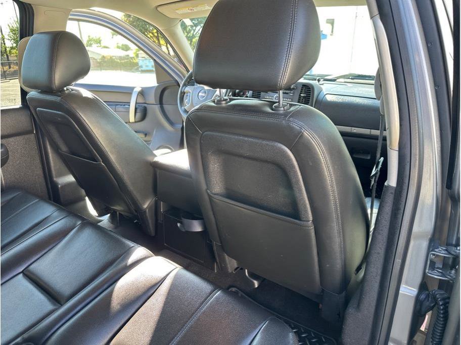 Used 2013 GMC Sierra 2500 SLE w/ SLE Preferred Package image 31