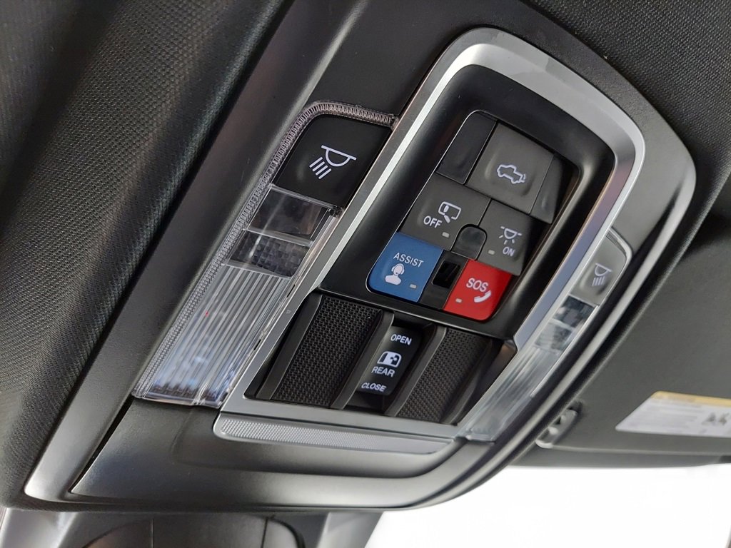 Used 2022 RAM 1500 Laramie image 44