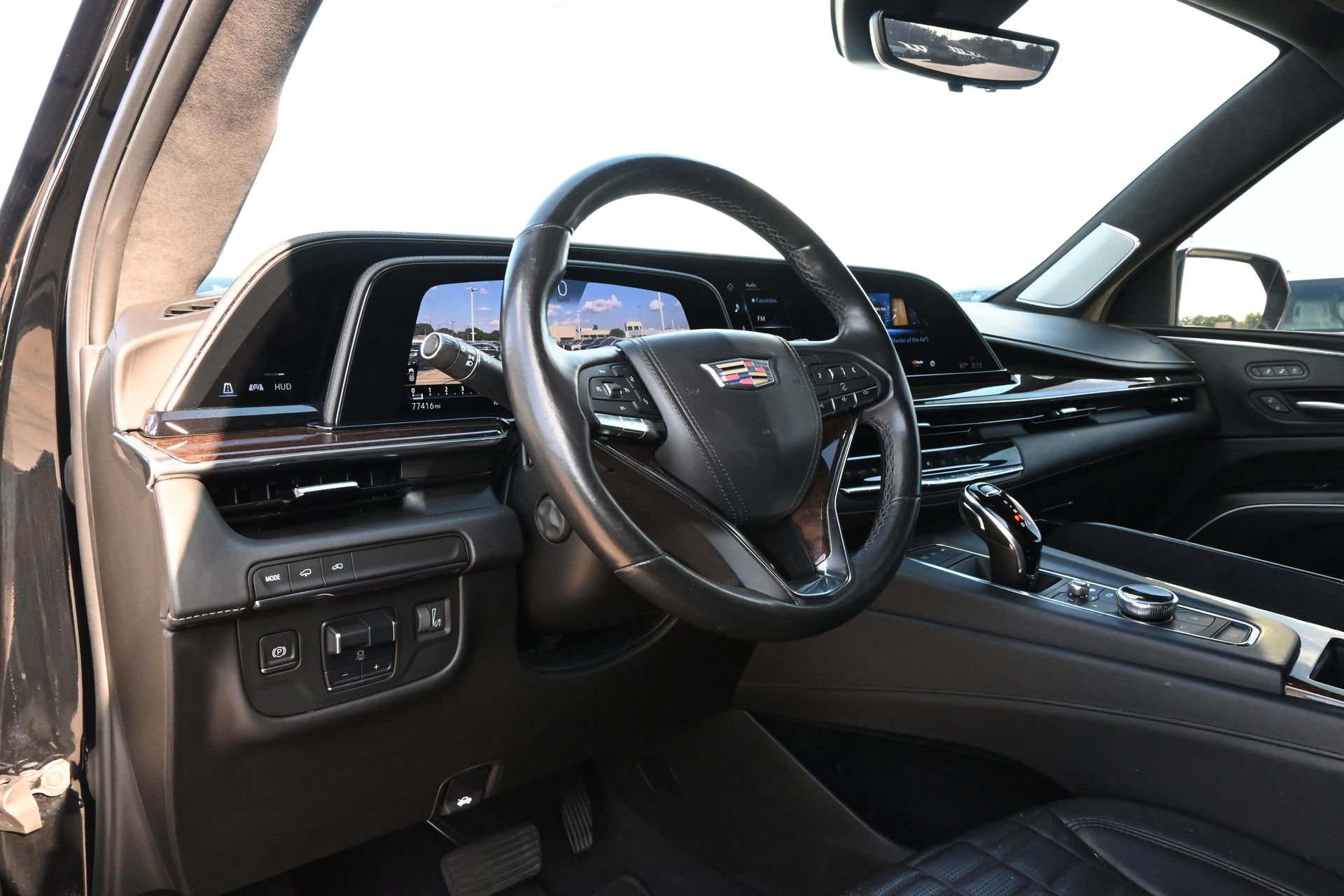Used 2023 Cadillac Escalade Sport Platinum w/ LPO, ONYX Package RWD image 17
