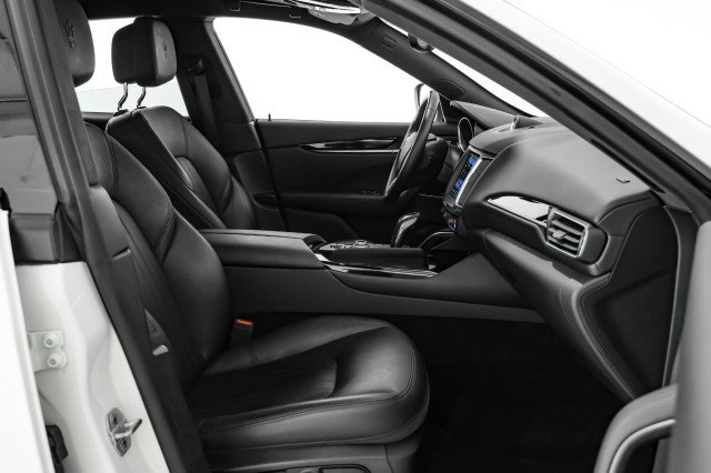 Used 2019 Maserati Levante image 29