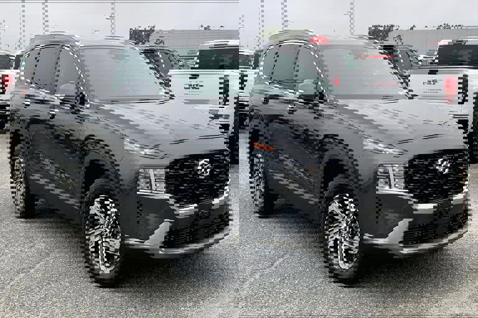 Used 2023 Hyundai Santa Fe SEL w/ Cargo Package image 2