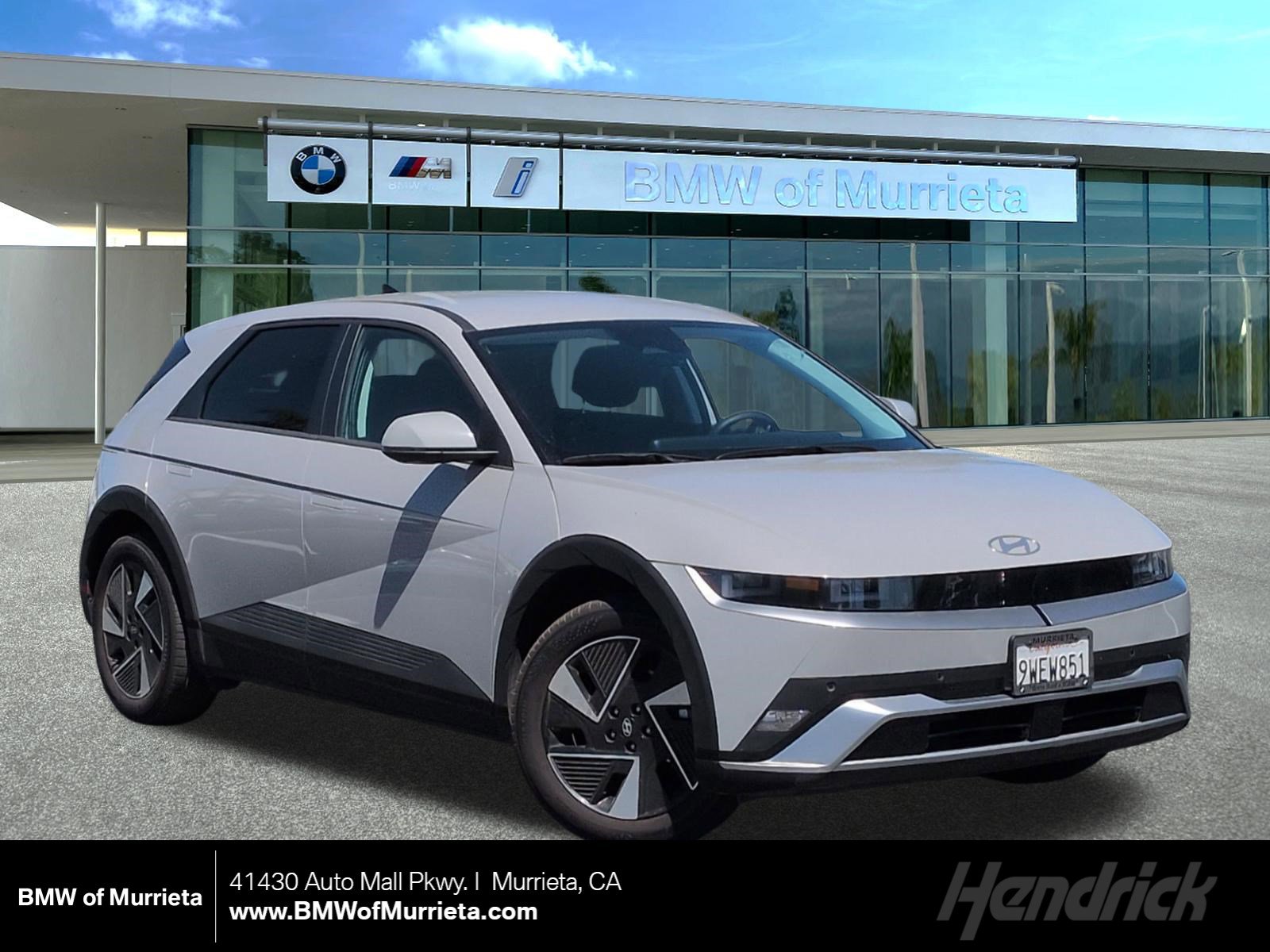 Used 2025 Hyundai Ioniq 5 SE image 1