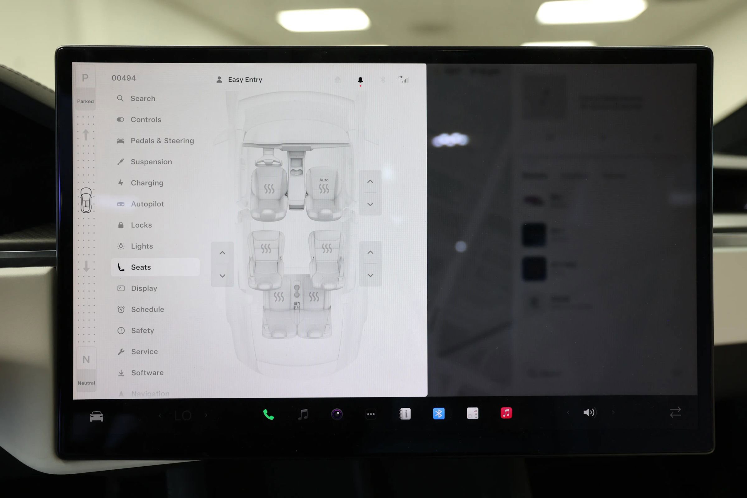 Used 2022 Tesla Model X Plaid image 64