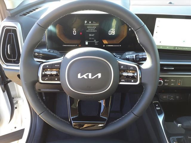 New 2025 Kia Sorento S image 13