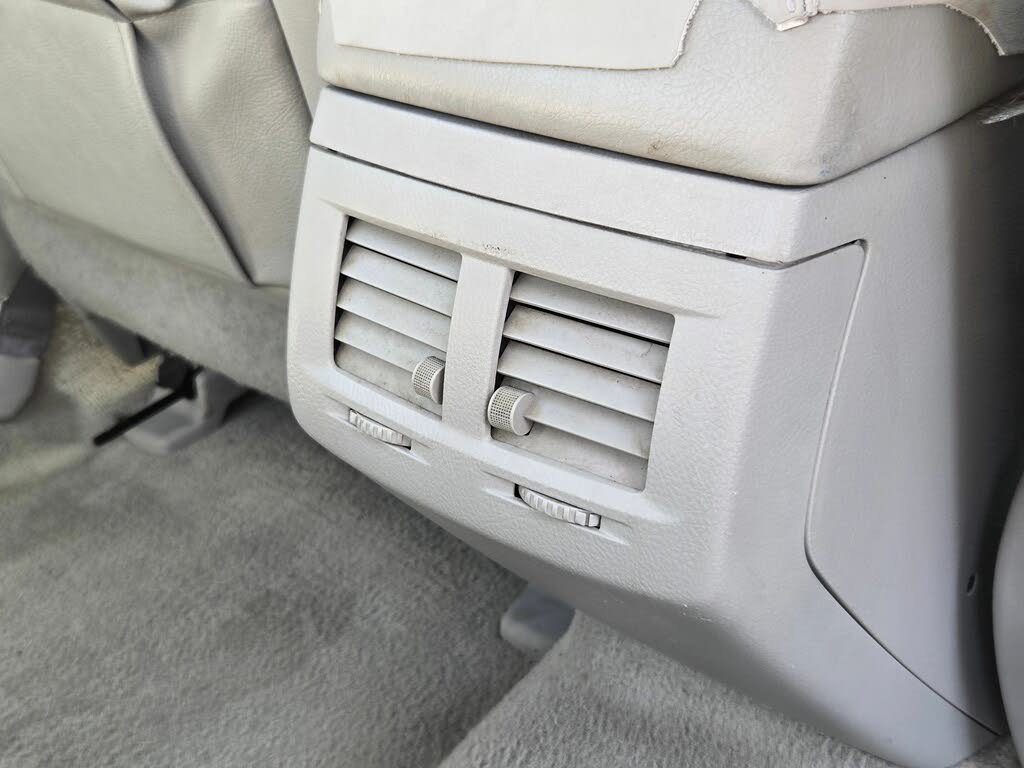 Used 2006 Toyota Avalon XLS FWD image 18