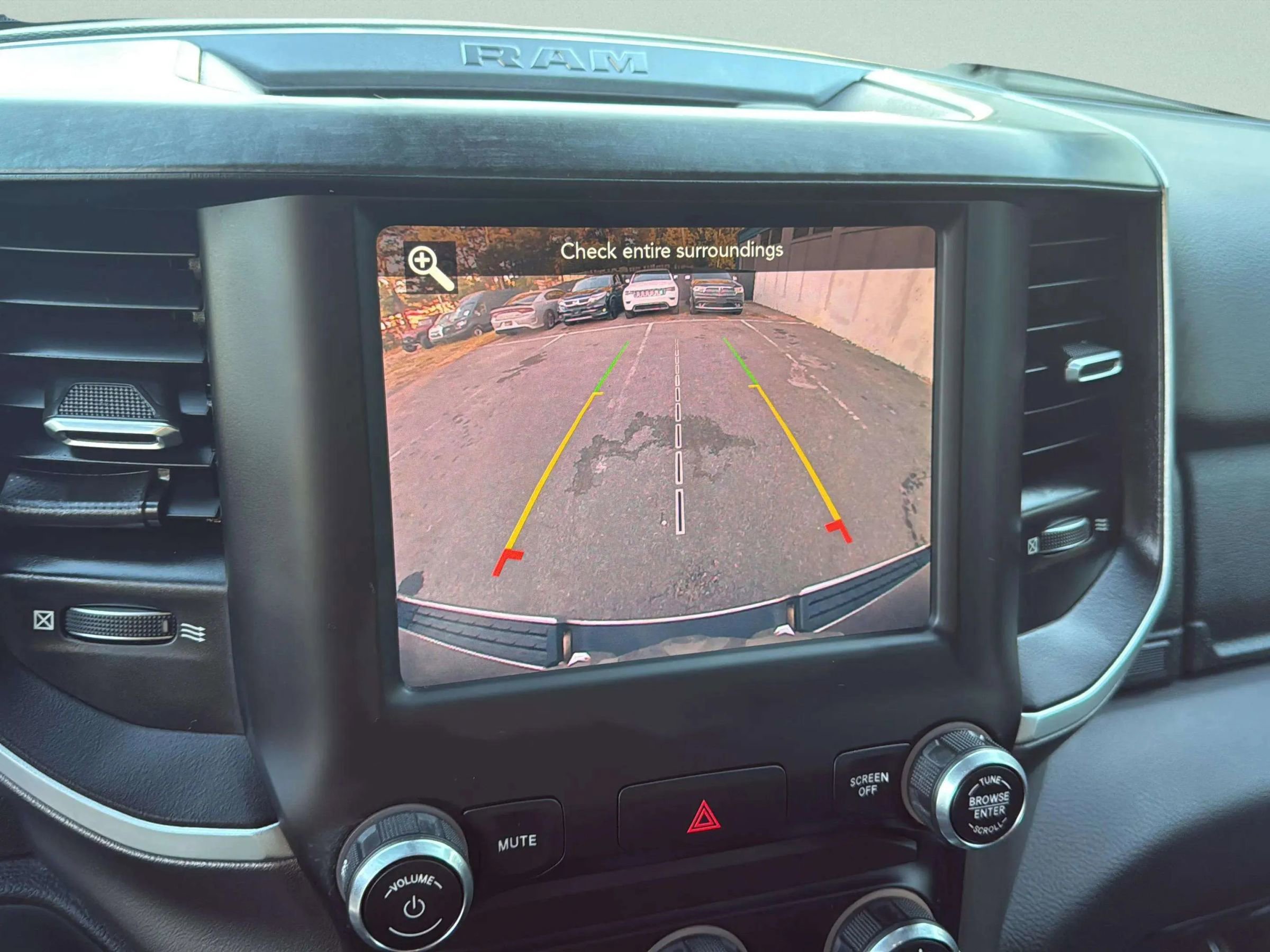 Used 2019 RAM 1500 Big Horn image 21
