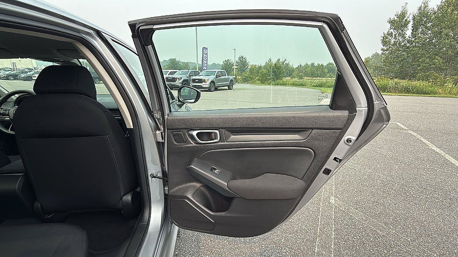 Used 2023 Honda Civic LX image 19