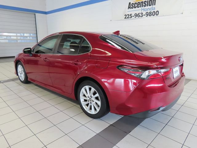 Used 2022 Toyota Camry LE FWD image 10