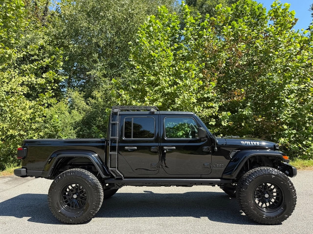 Used 2021 Jeep Gladiator Sport AWD/4WD image 5