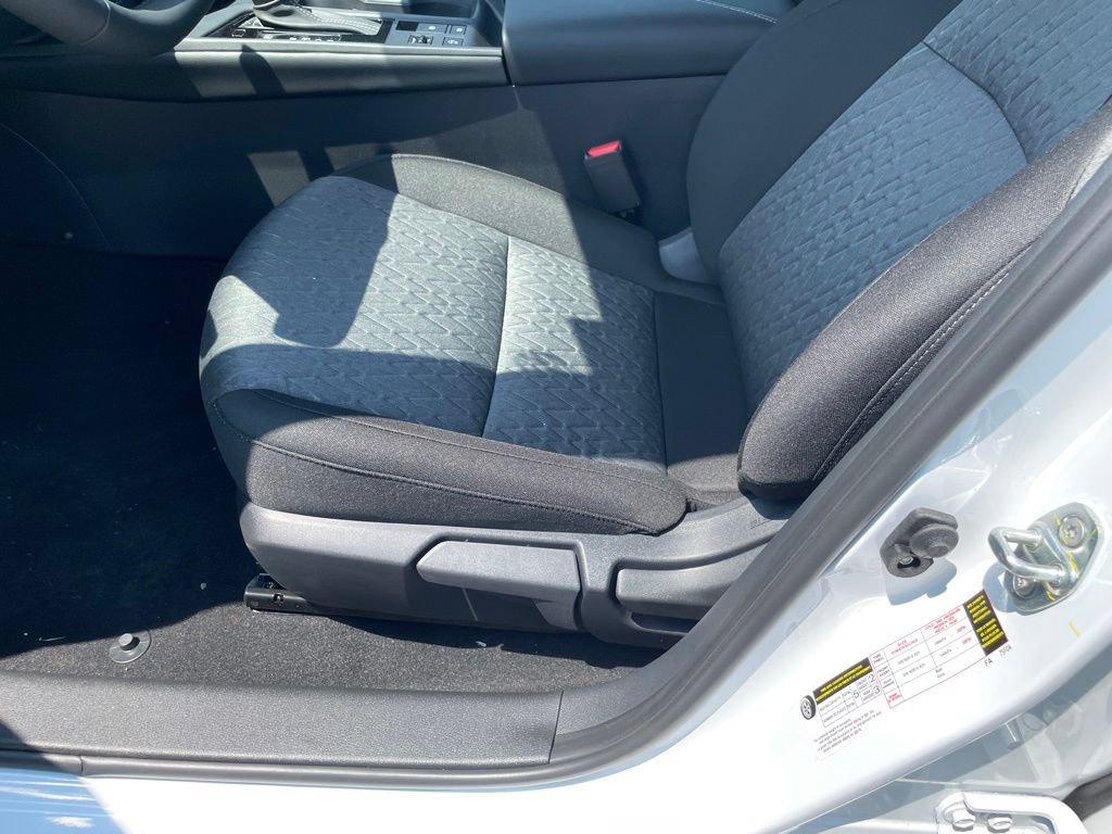 New 2026 Nissan Sentra SV w/ SV Convenience Package FWD image 10