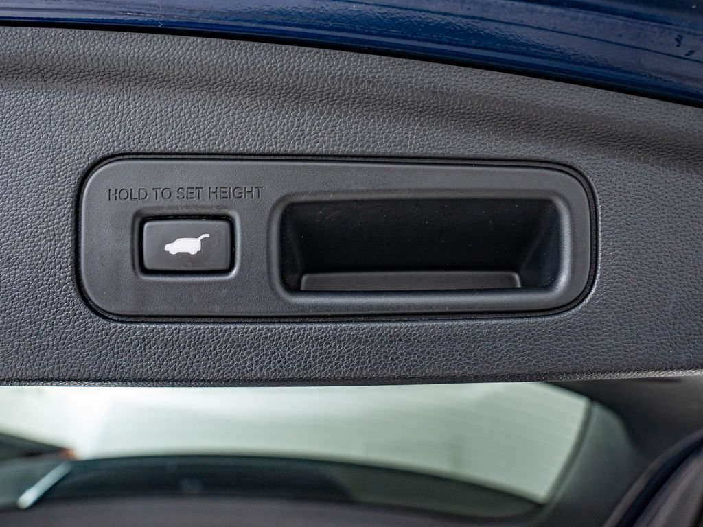Certified 2022 Acura MDX FWD w/ Technology Package image 40