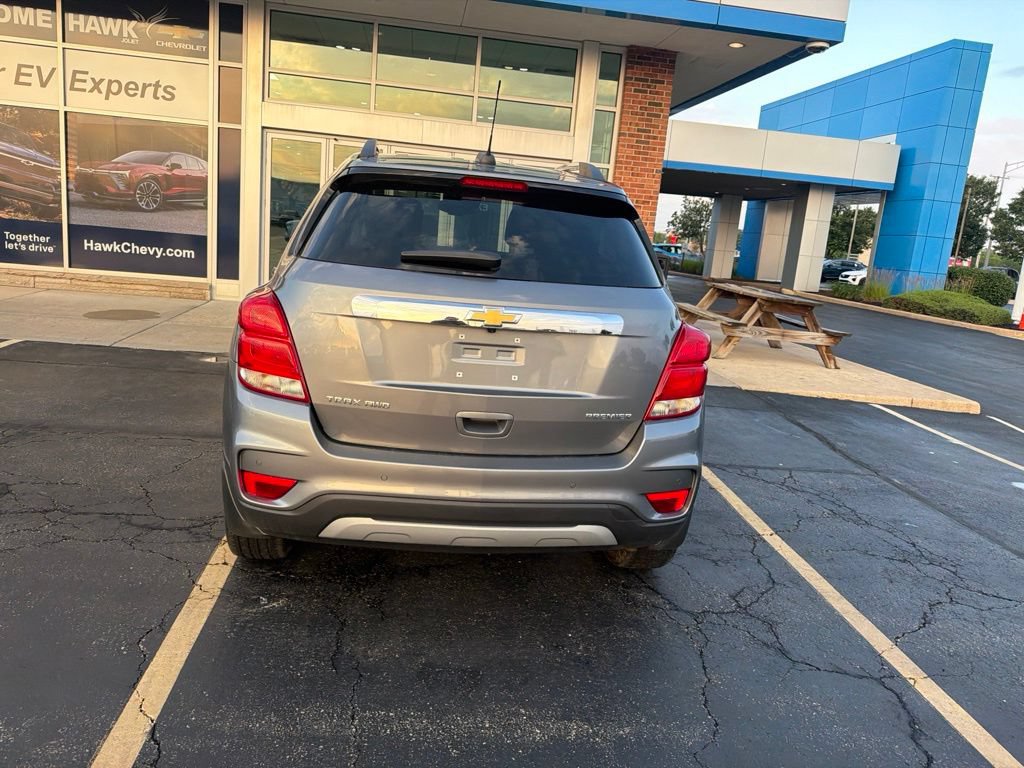 Used 2020 Chevrolet Trax Premier w/ LPO, Protection Package AWD/4WD image 3