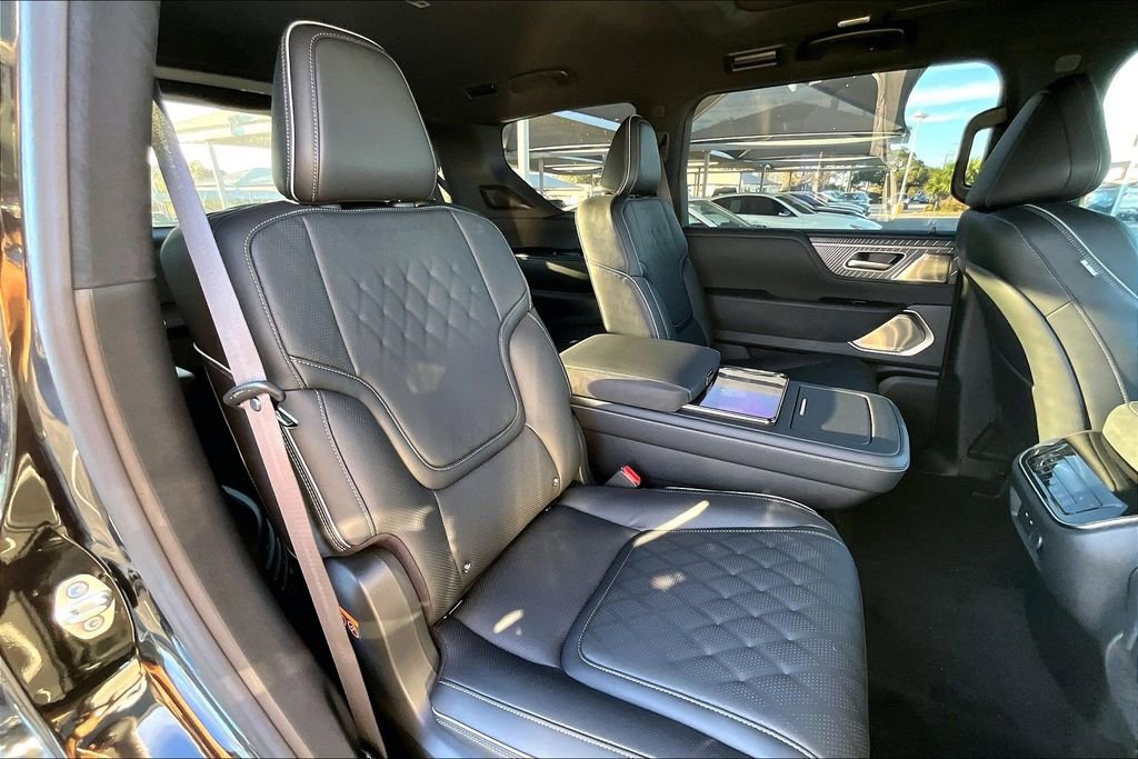New 2026 INFINITI QX80 Autograph w/ Premium Cargo Package AWD/4WD image 20
