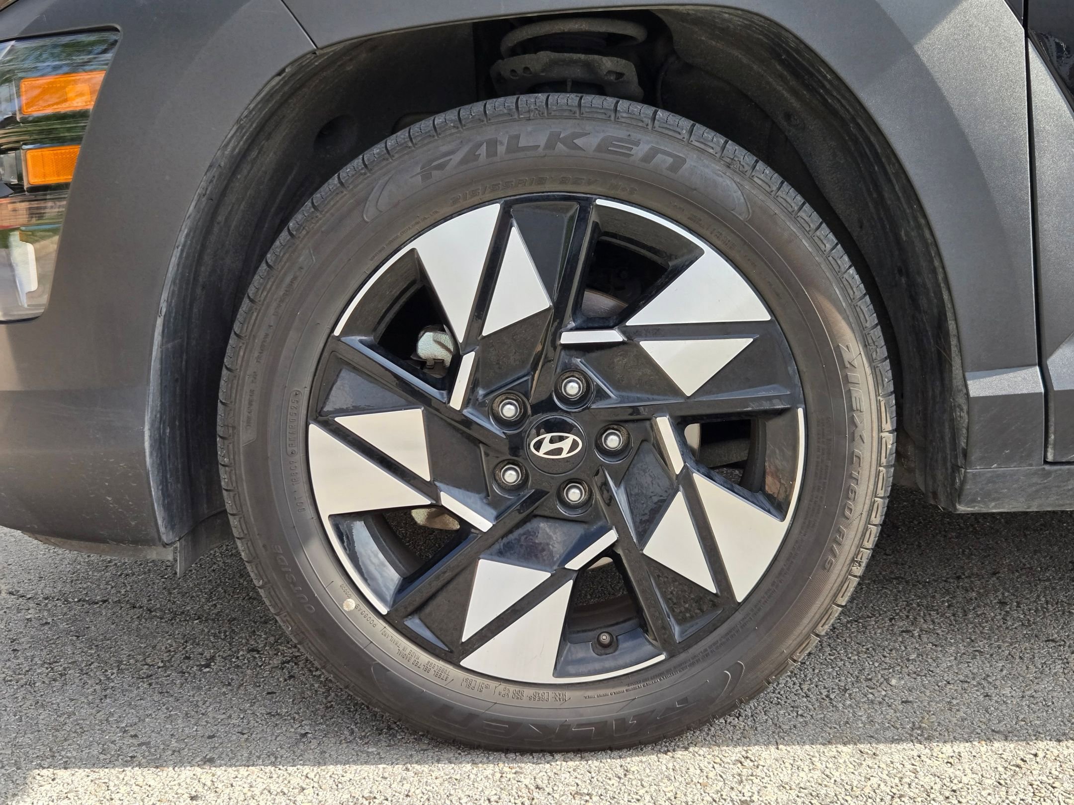 Used 2024 Hyundai Kona SEL FWD image 30