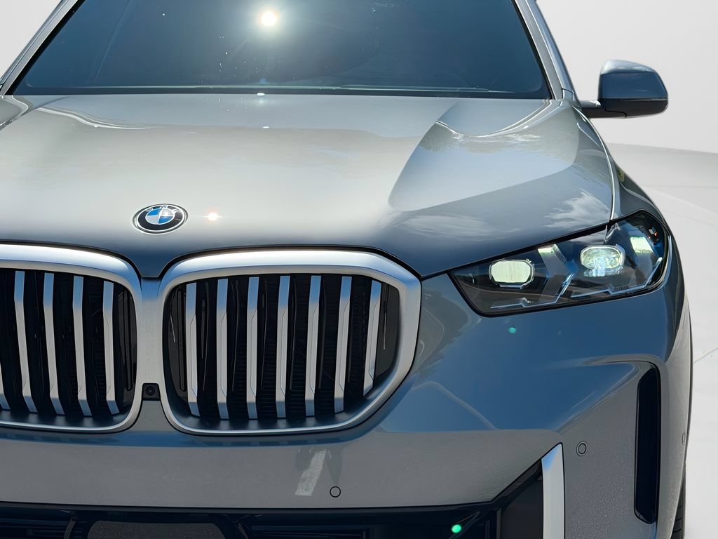 New 2026 BMW X5 xDrive40i w/ Premium Package AWD/4WD image 9